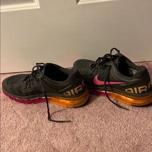 Gently worn Nike Airmax